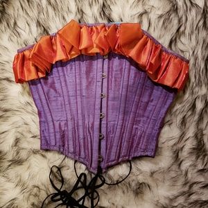 Delicious corset masoch